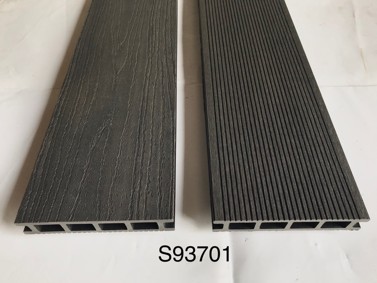 s93701